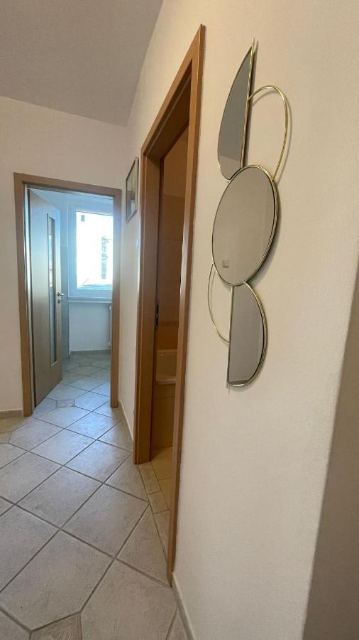 Studio Old Town City Center Calea Victoriei Бухарест Экстерьер фото